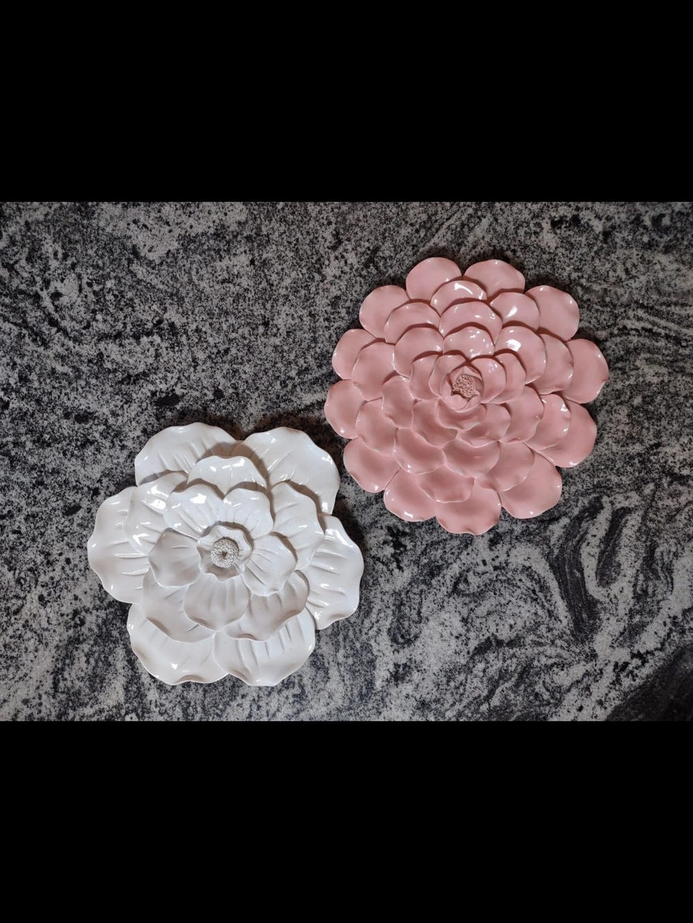 Target 2015 Decorative 10" Flower Wall Plaques - Pink & White Set